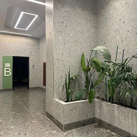 Garden Building * טיראנה